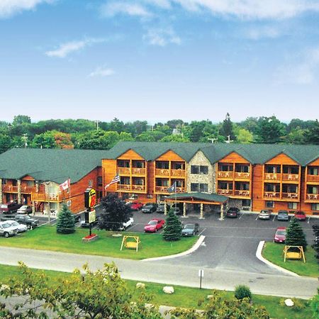Super 8 By Wyndham Bridgeview Of Mackinaw City Dış mekan fotoğraf